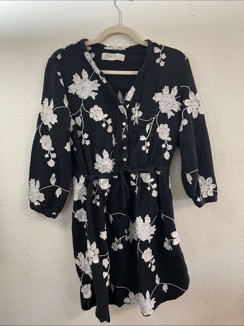 Isabella Sinclair Black Floral Embroidery 100% cotton feminine Dress M 19x32